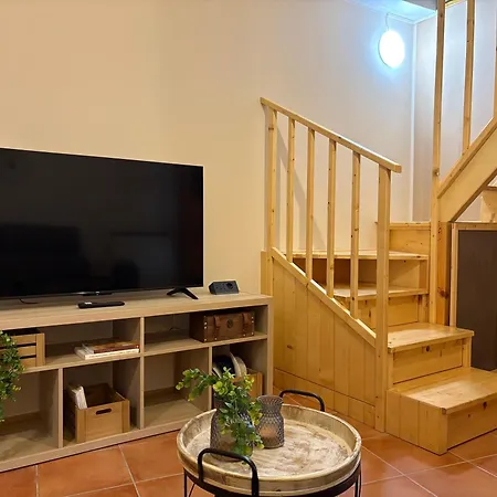 Feriehus A Casa Di Ida, Rifugio Rustico Stile In Cilento